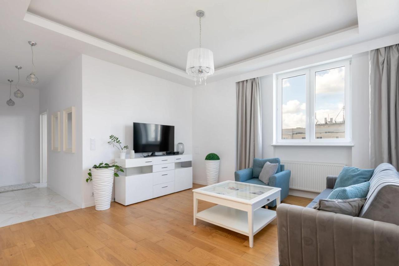 Przestronny Apartament Z Widokiem Na Miasto W Warszawie 华沙 外观 照片