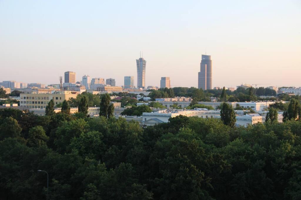 Przestronny Apartament Z Widokiem Na Miasto W Warszawie 华沙 外观 照片